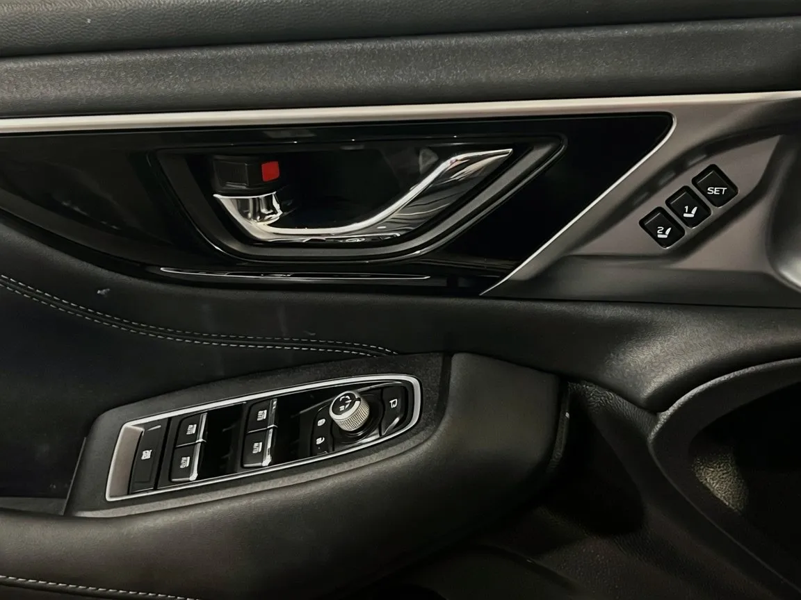 Subaru Outback photo 13