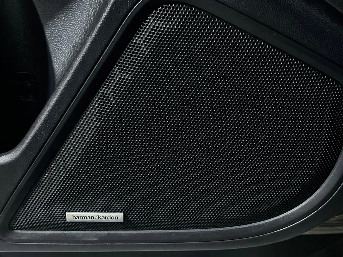 Subaru Outback photo 14