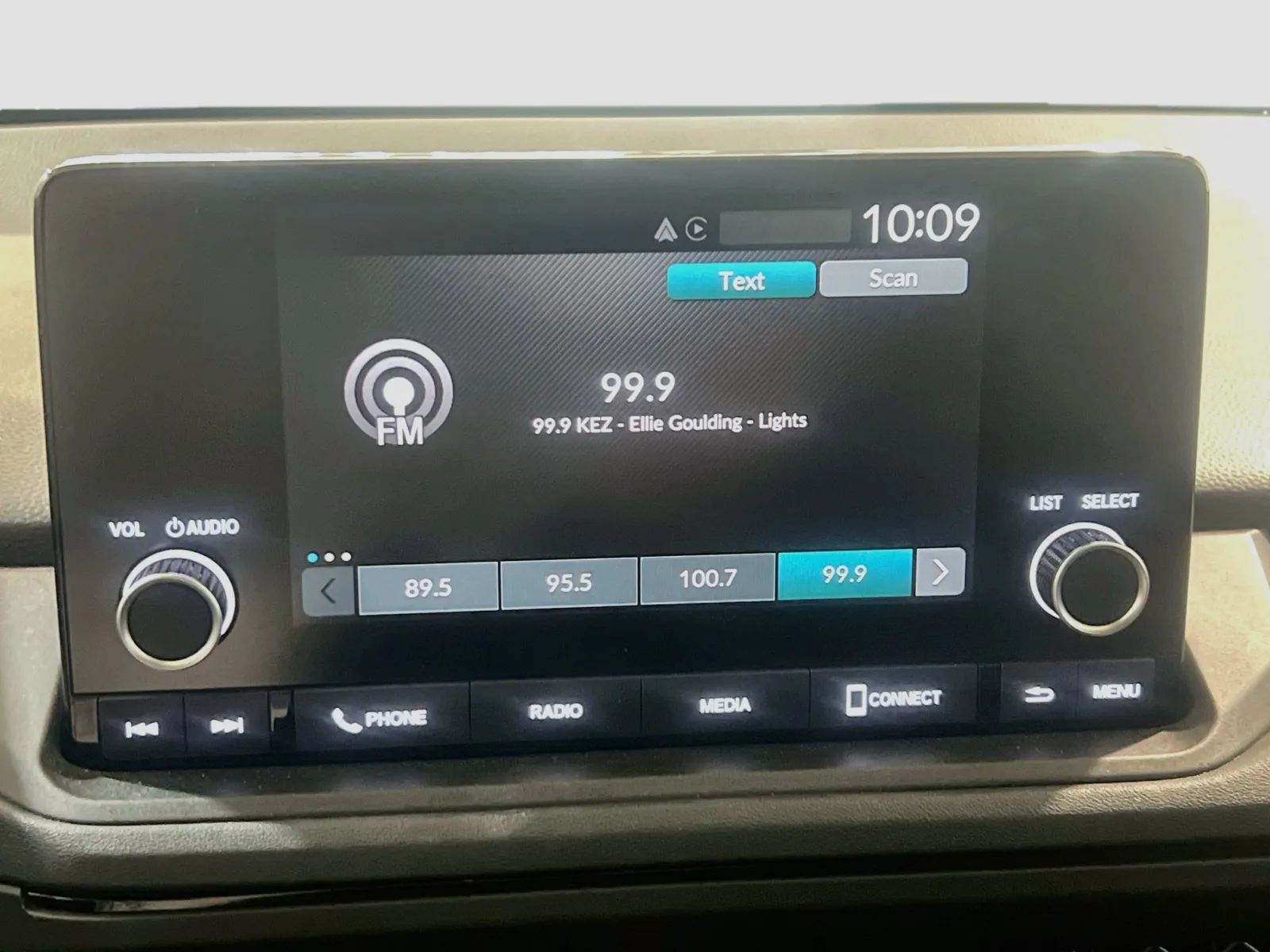 Honda Accord photo 10