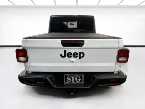 More photos of 2021 Jeep Gladiator Willys at STG Chandler, AZ