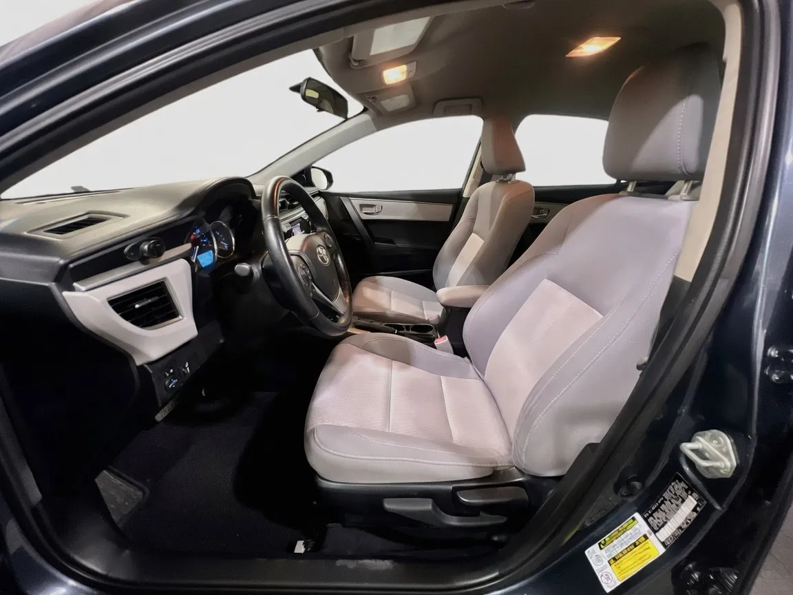 Toyota Corolla photo 14