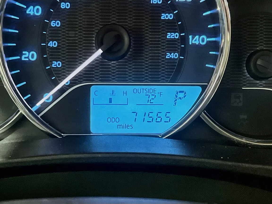 Toyota Corolla photo 8