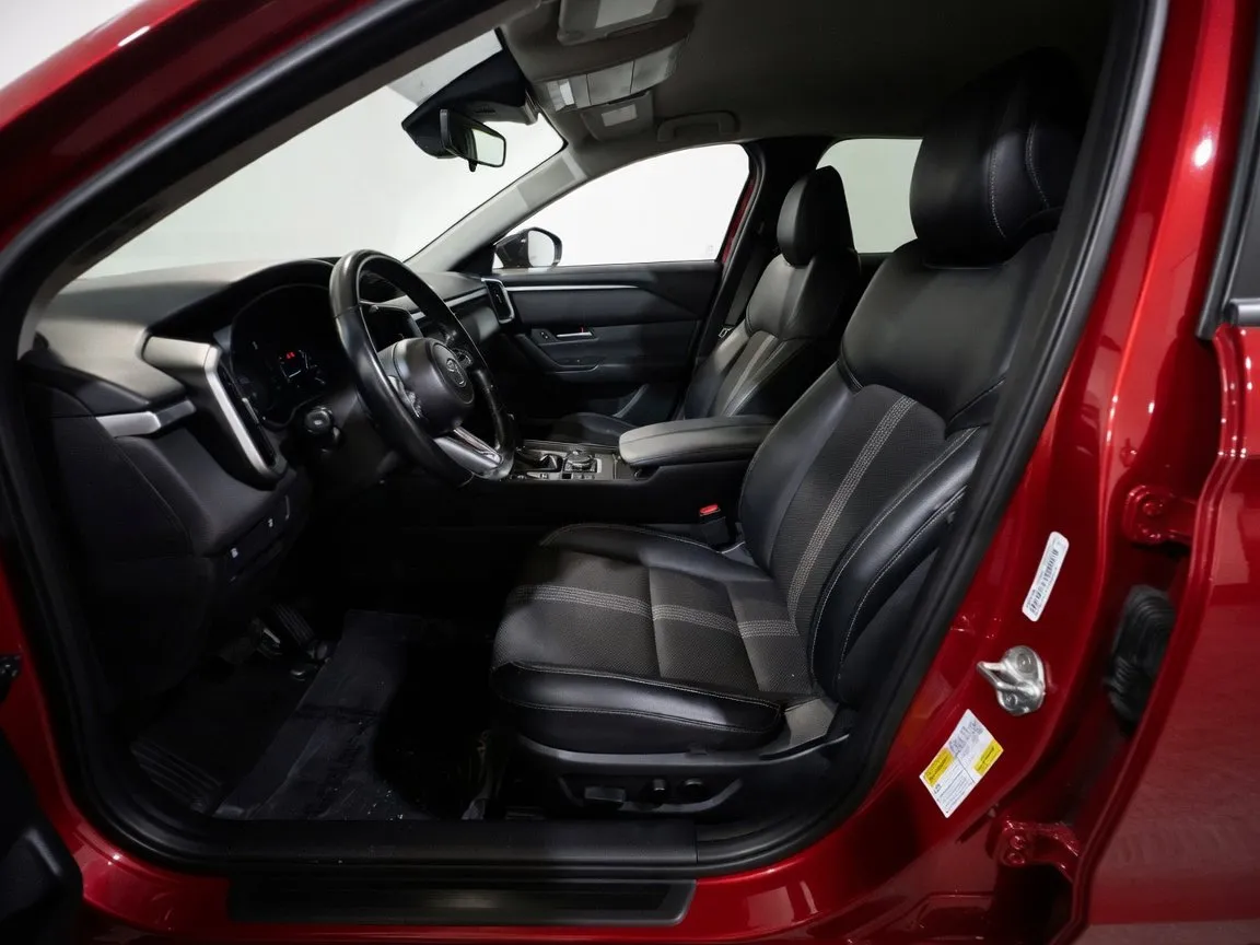 Mazda CX-50 photo 14