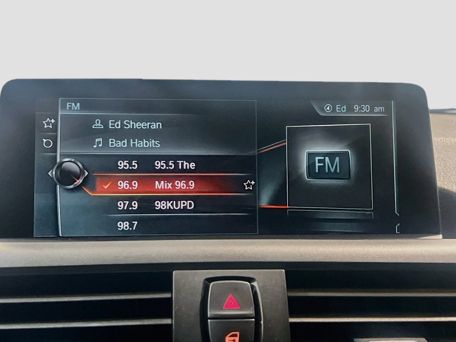 BMW 2 Series photo 11