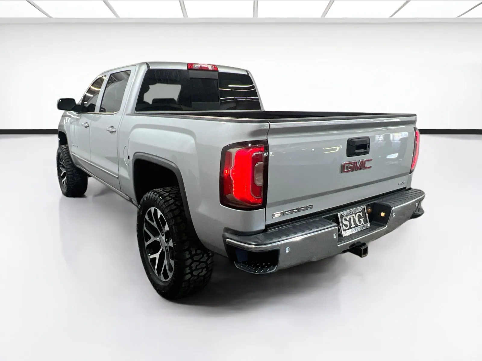 GMC Sierra photo 6