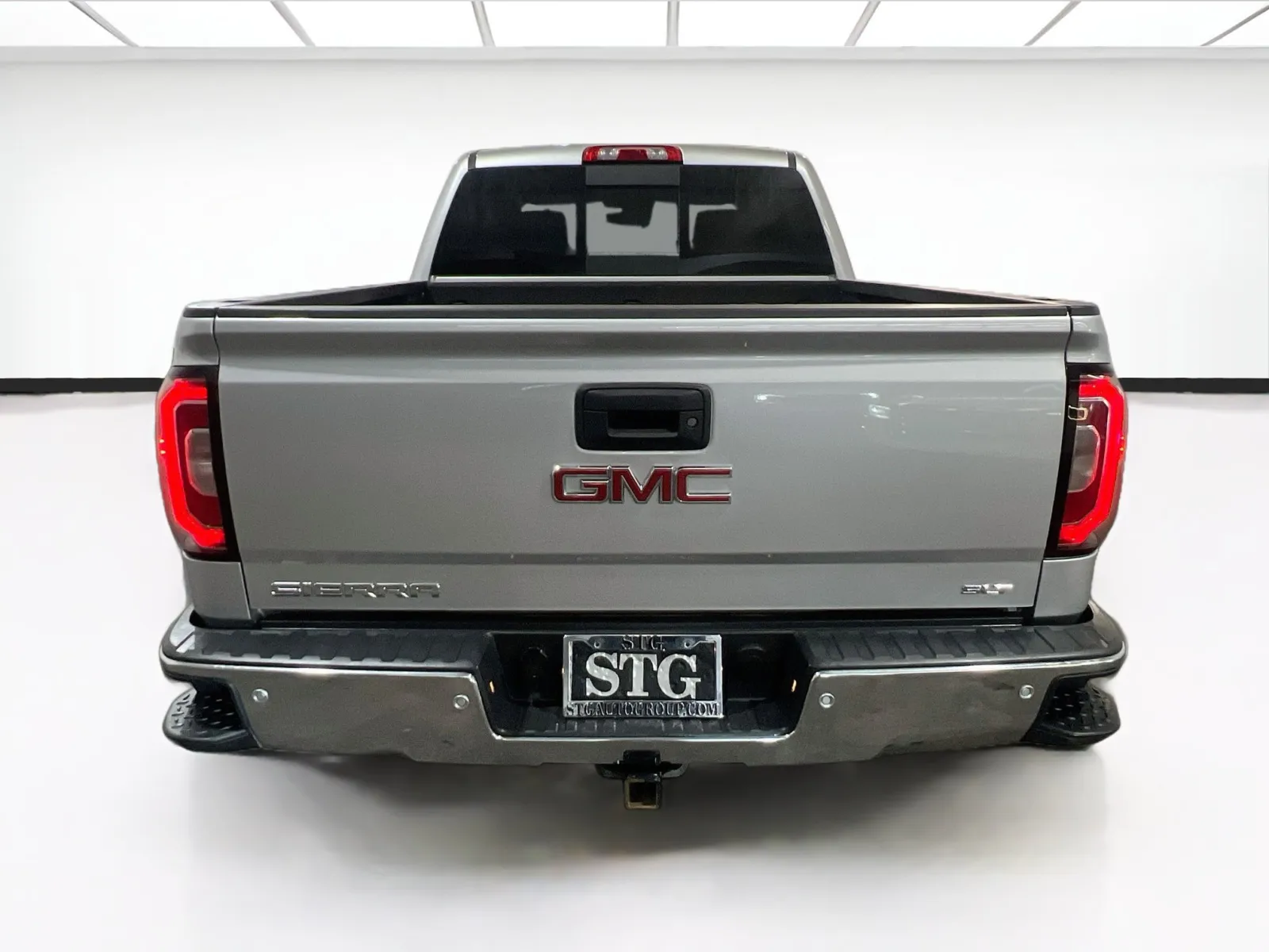 GMC Sierra photo 5