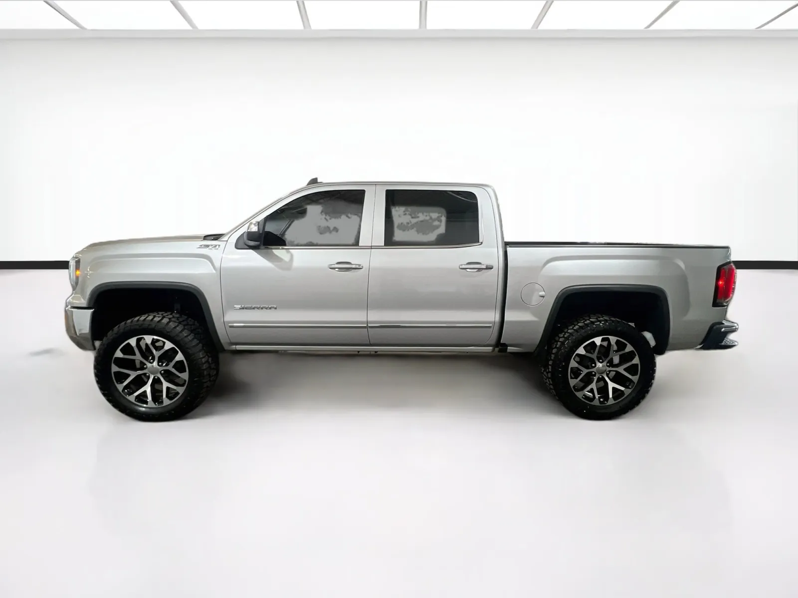GMC Sierra photo 22