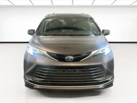 Photos of 2021 Toyota Sienna Platinum for sale in Chandler, AZ at STG Chandler