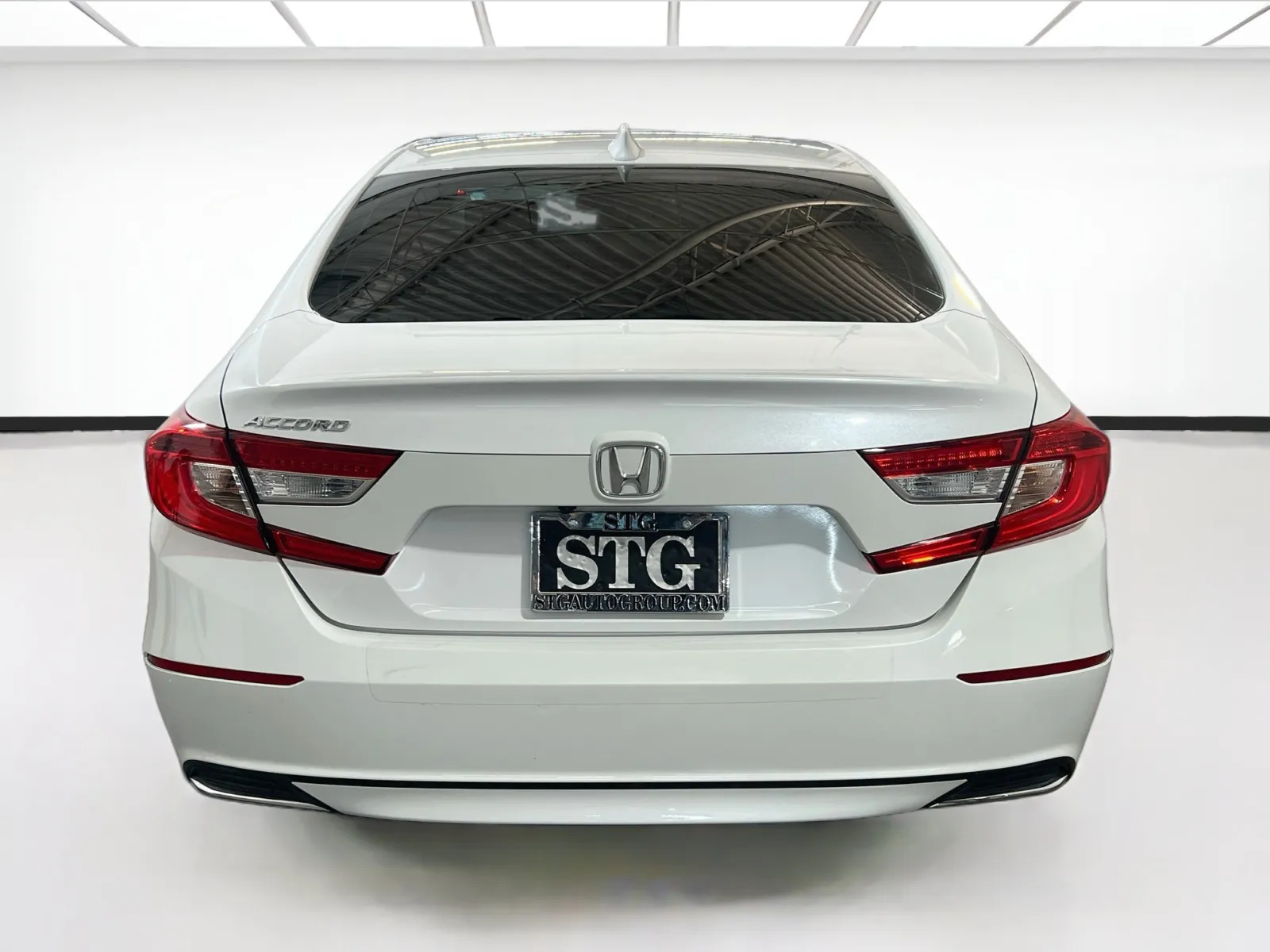 Honda Accord photo 5
