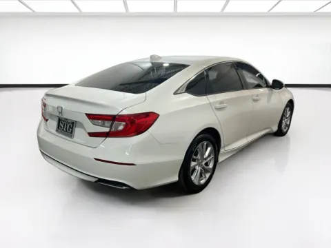 More photos of 2018 Honda Accord Sedan LX 1.5T at STG Chandler, AZ