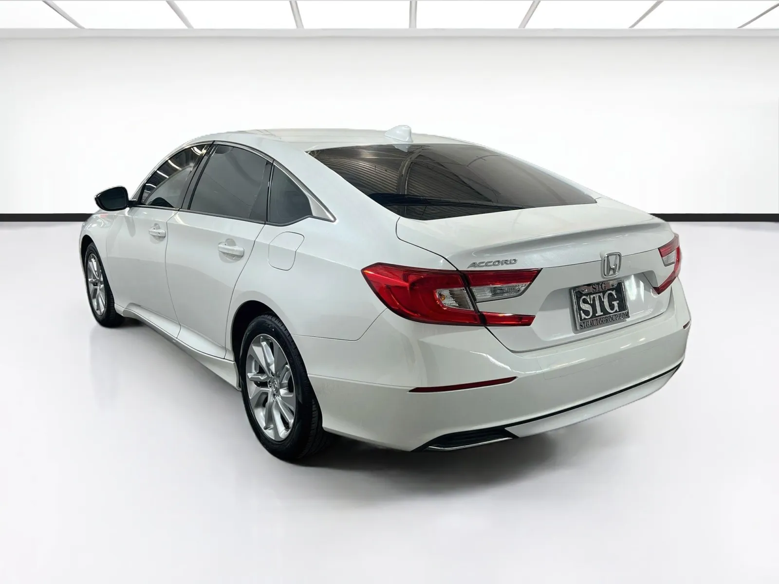 Honda Accord photo 6