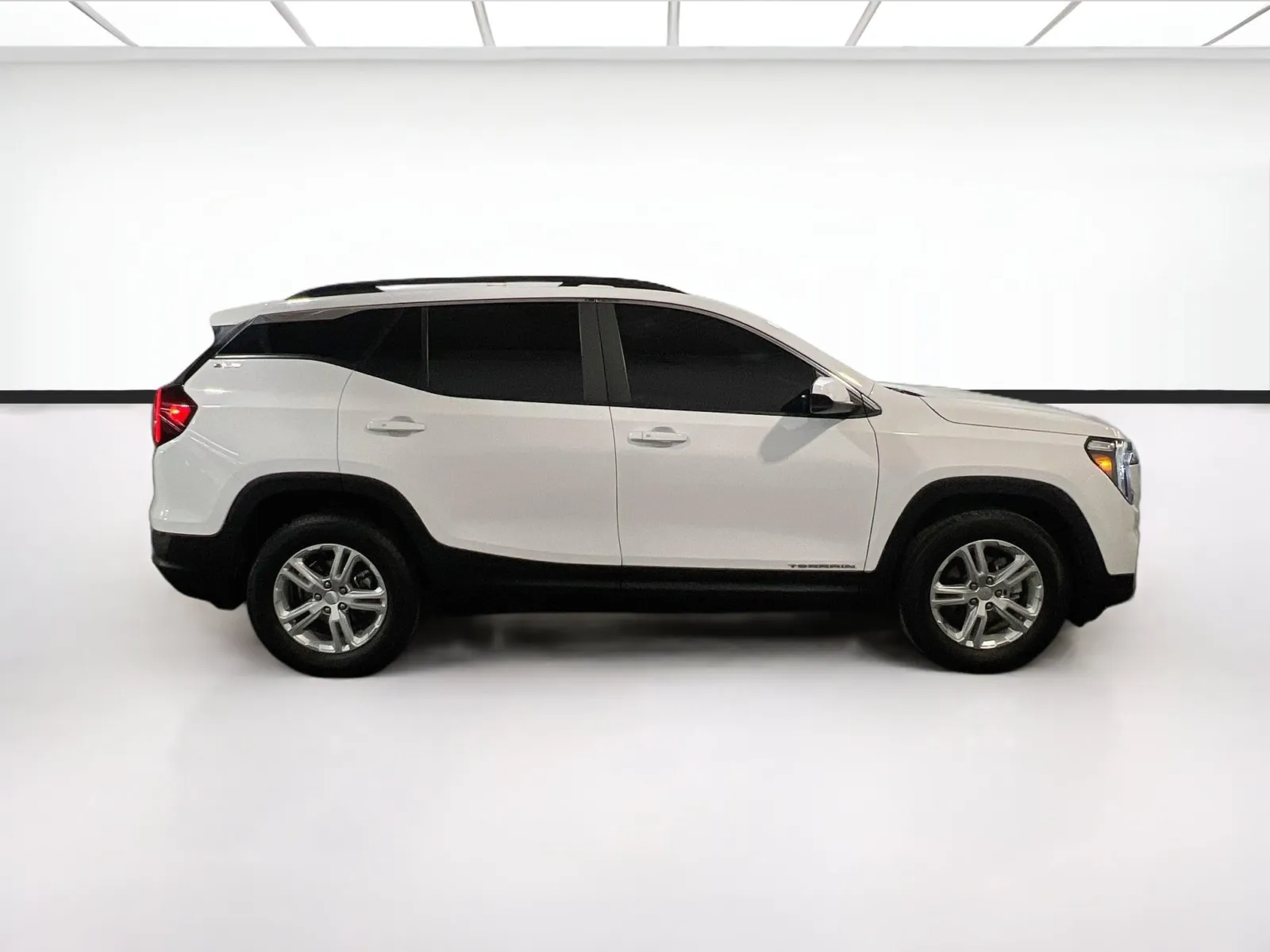 GMC Terrain photo 23