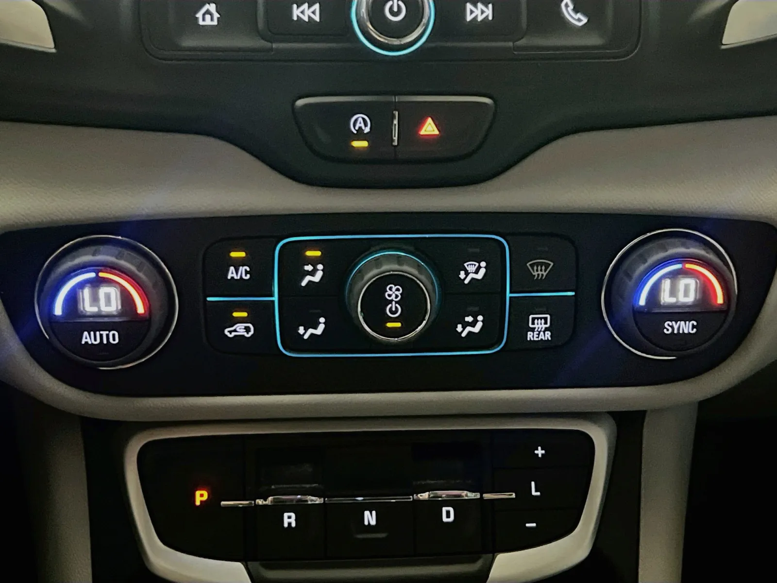 GMC Terrain photo 11