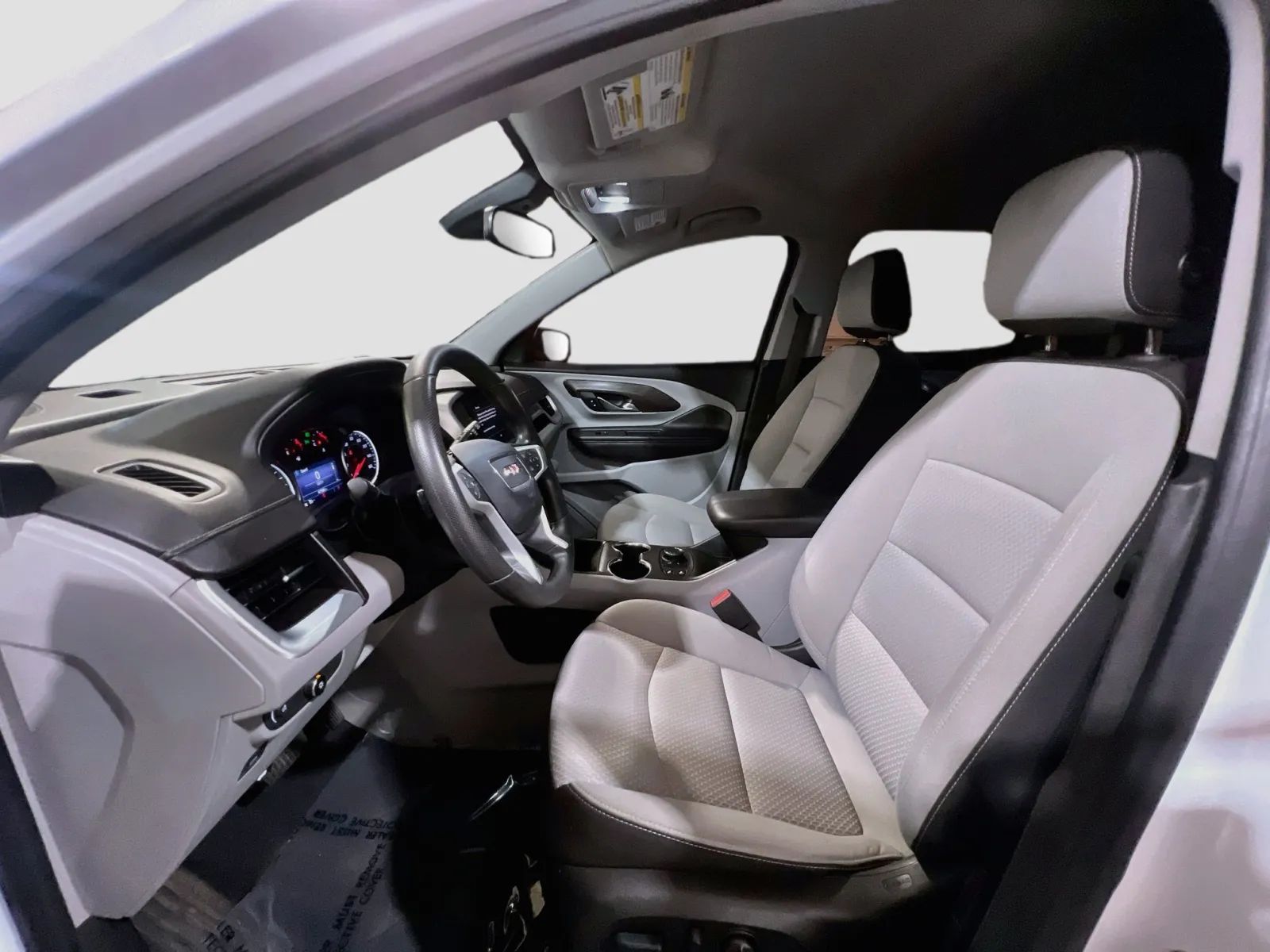 GMC Terrain photo 14