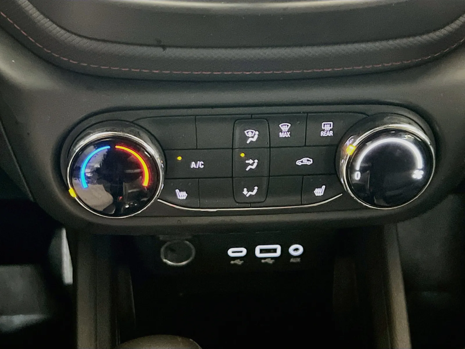 Chevrolet Trailblazer photo 11