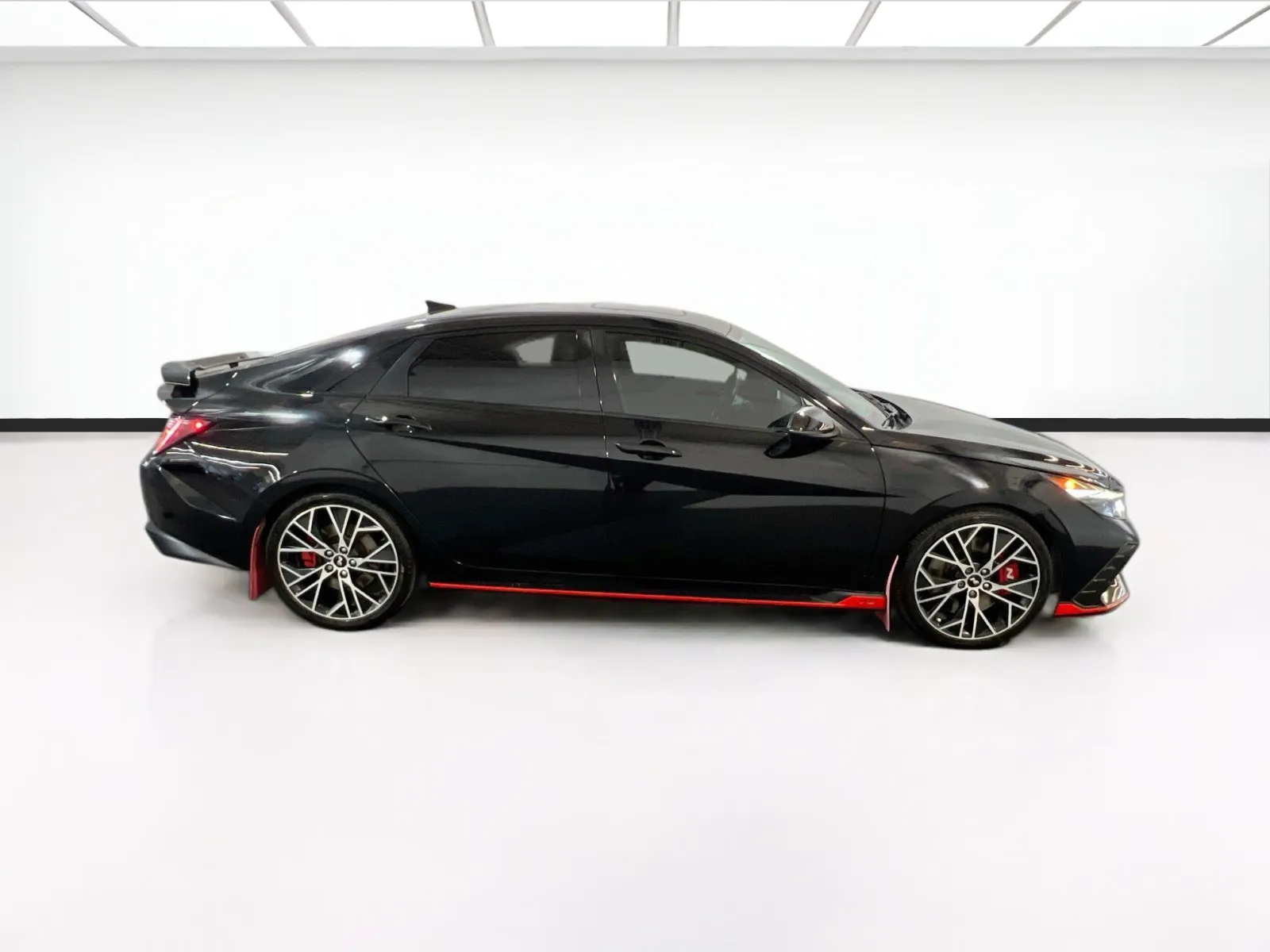 Hyundai Elantra N photo 25