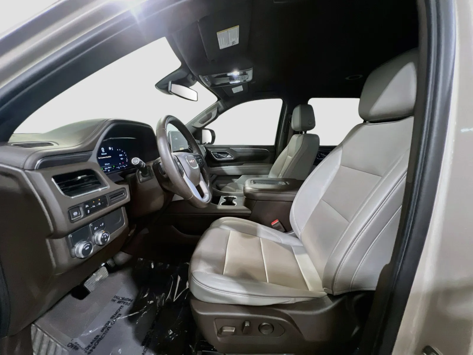 GMC Yukon photo 16