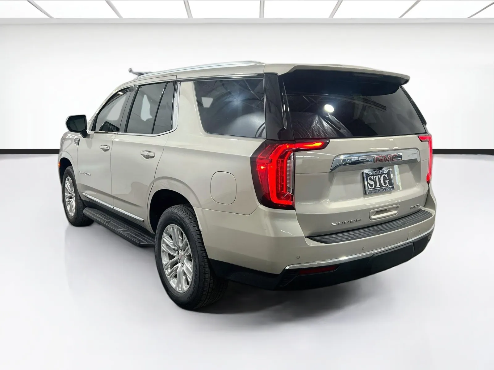 GMC Yukon photo 6