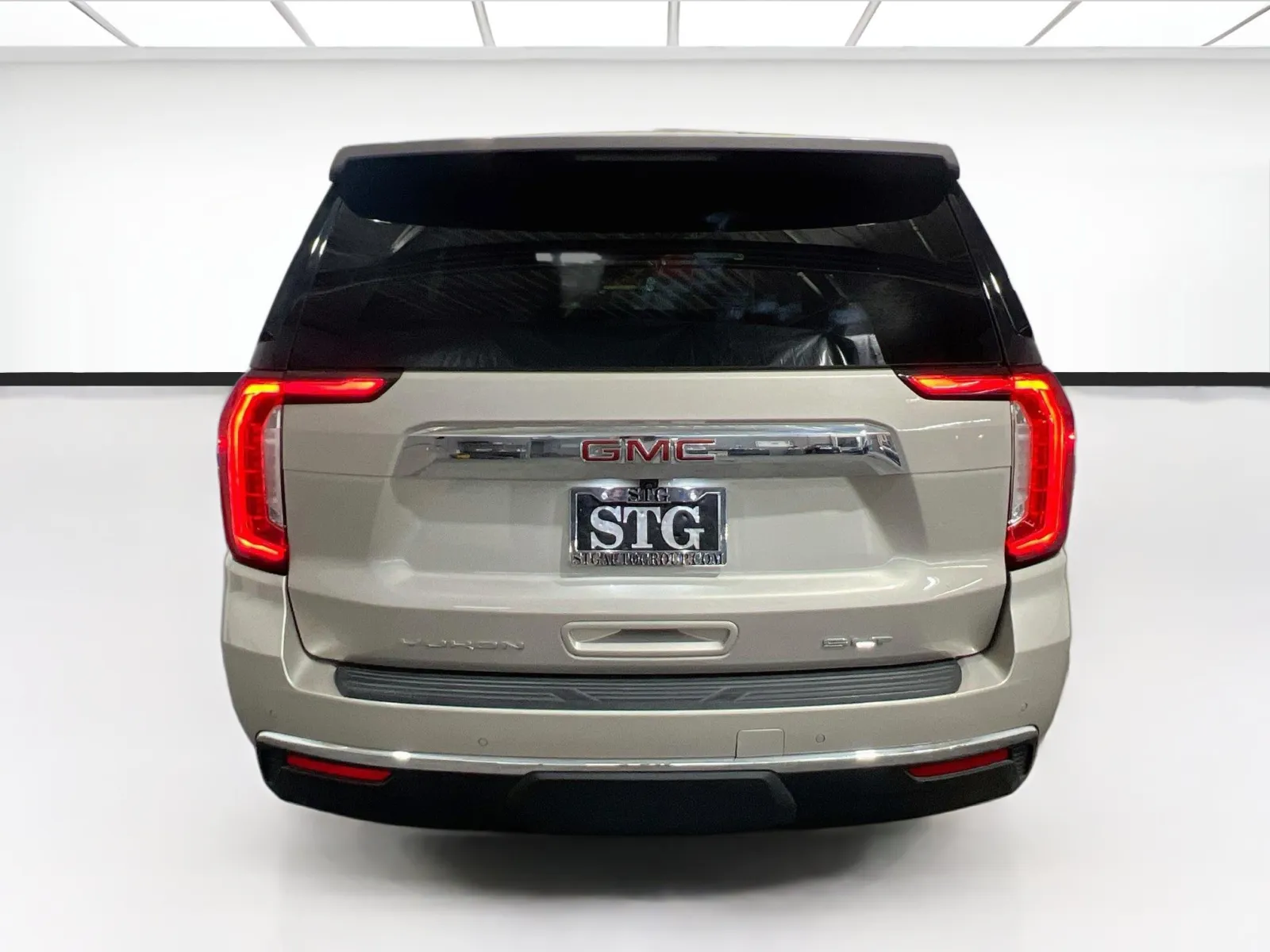GMC Yukon photo 5