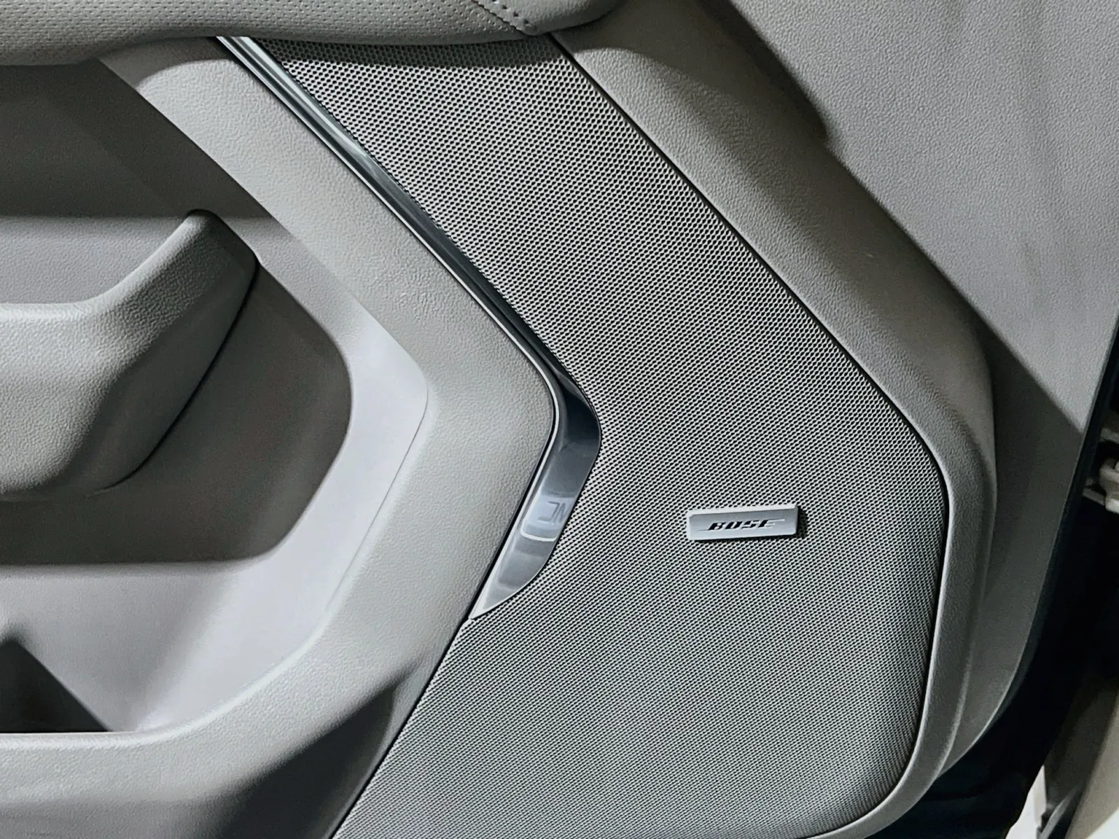 GMC Yukon photo 15