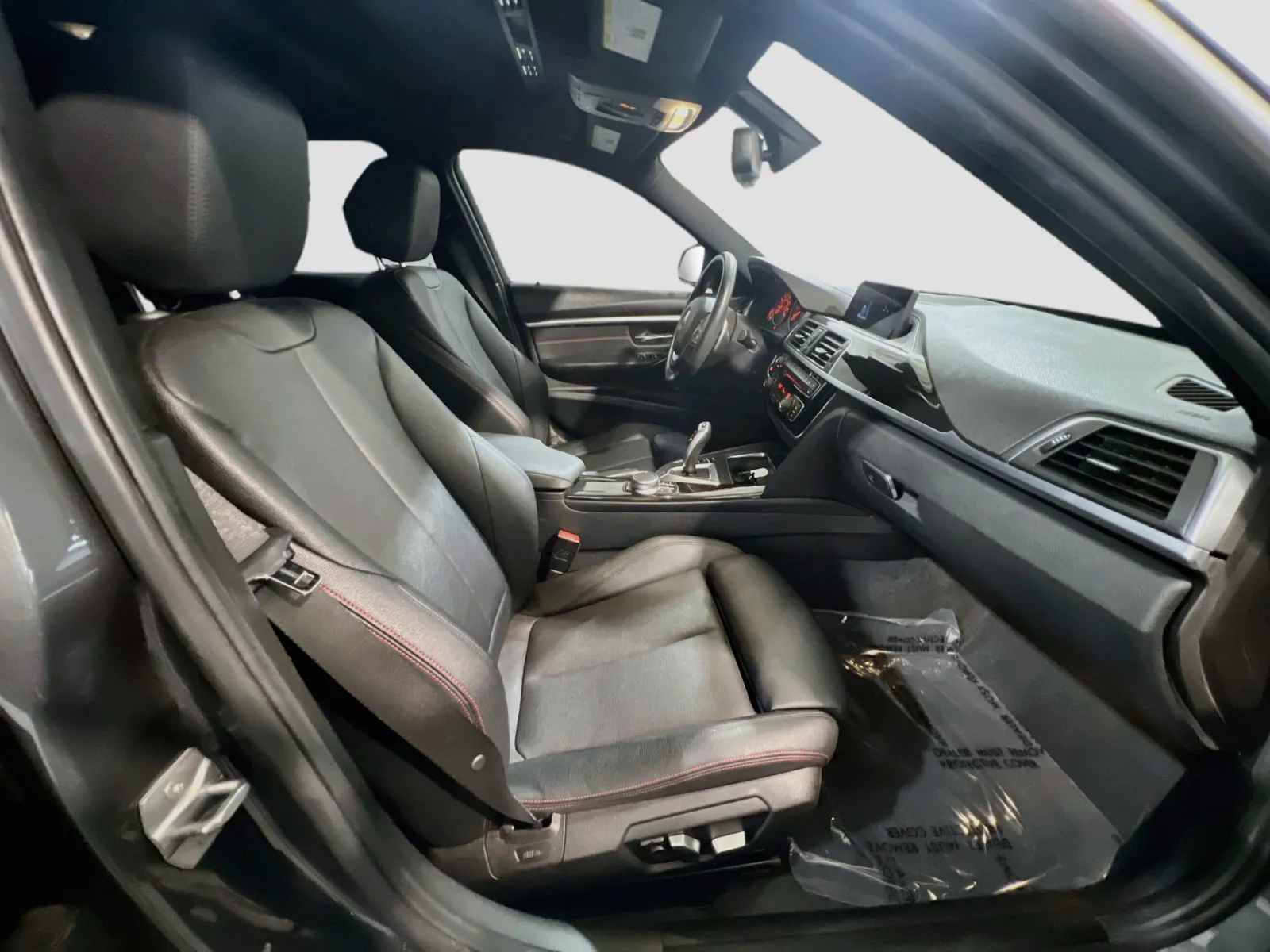 BMW 3 Series photo 22