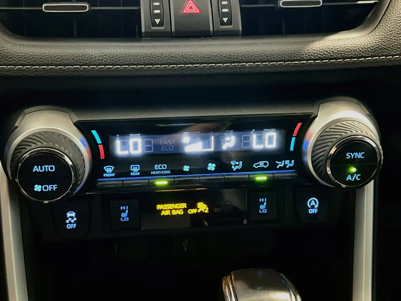 Toyota RAV4 photo 11