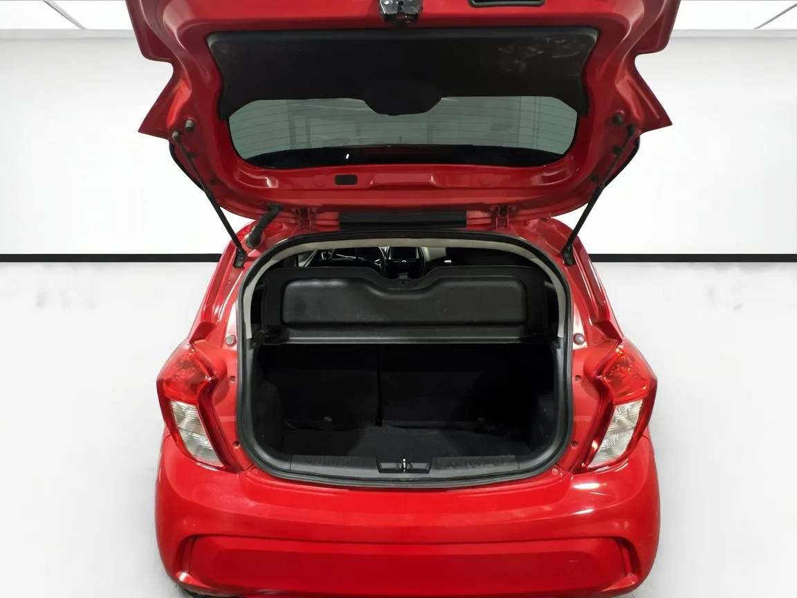 Chevrolet Spark photo 16