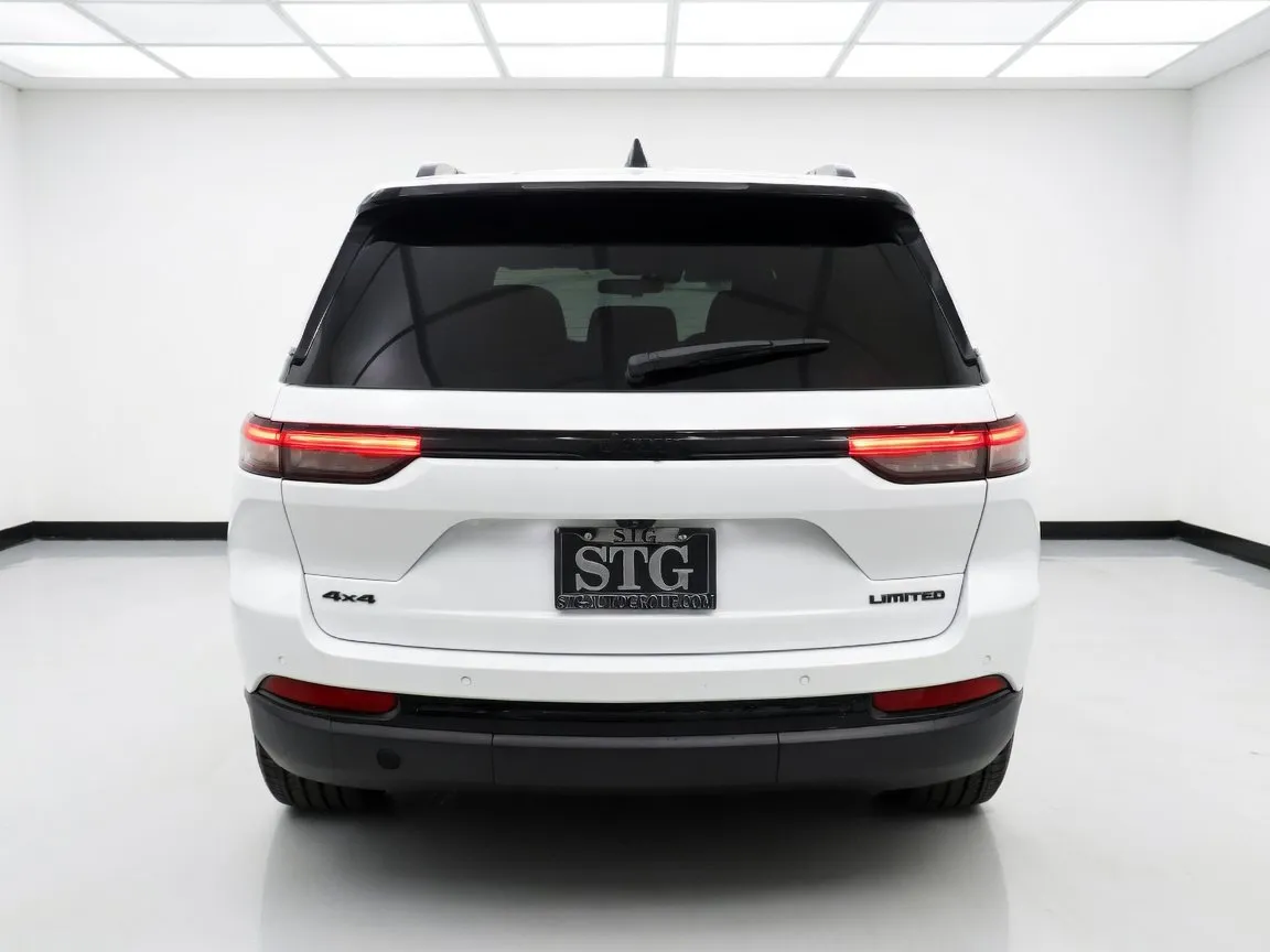 Jeep Grand Cherokee photo 5