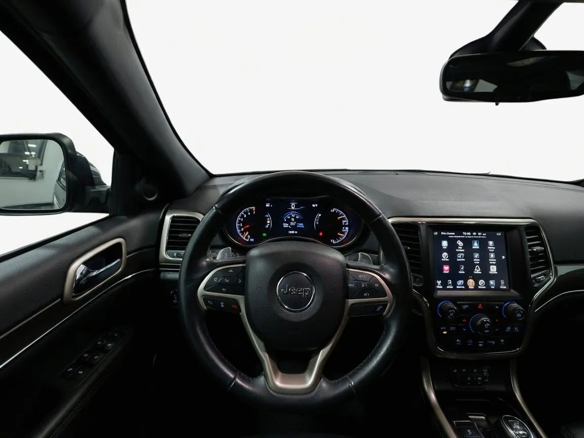 Jeep Grand Cherokee photo 7