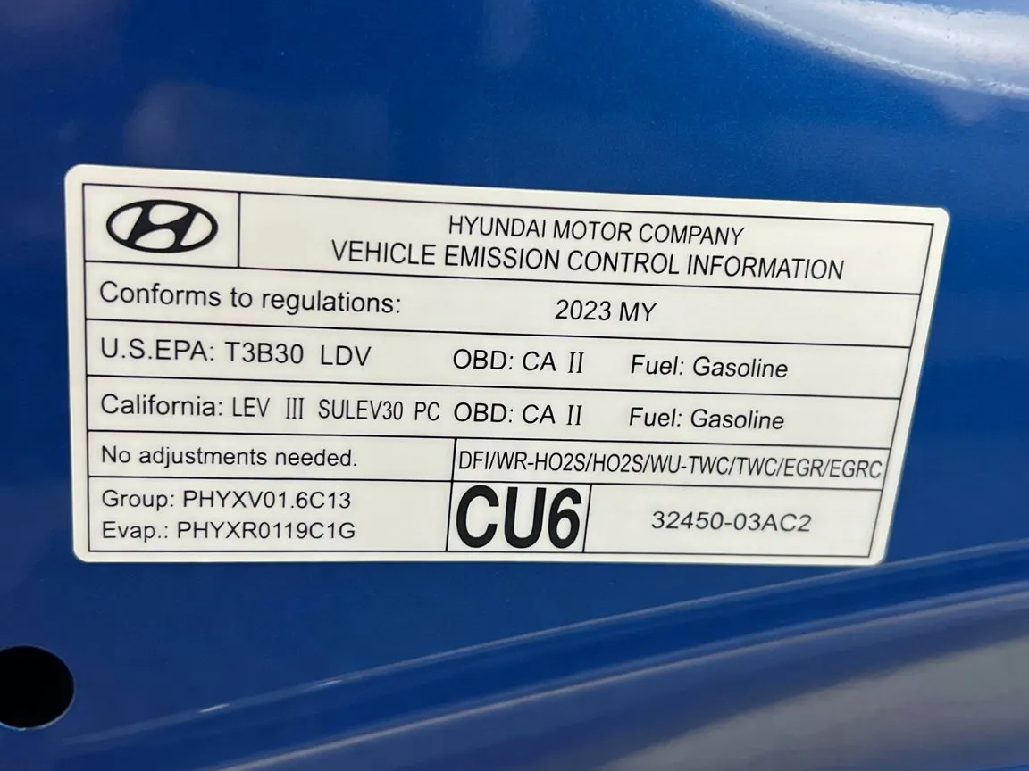 Hyundai Elantra photo 23