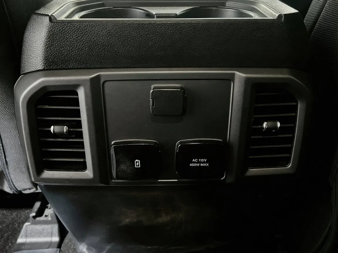 Ford F-150 photo 18