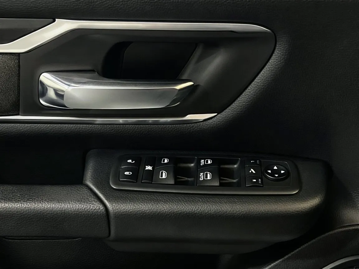 Ram 1500 photo 13