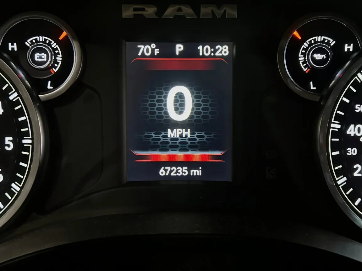 Ram 1500 photo 8
