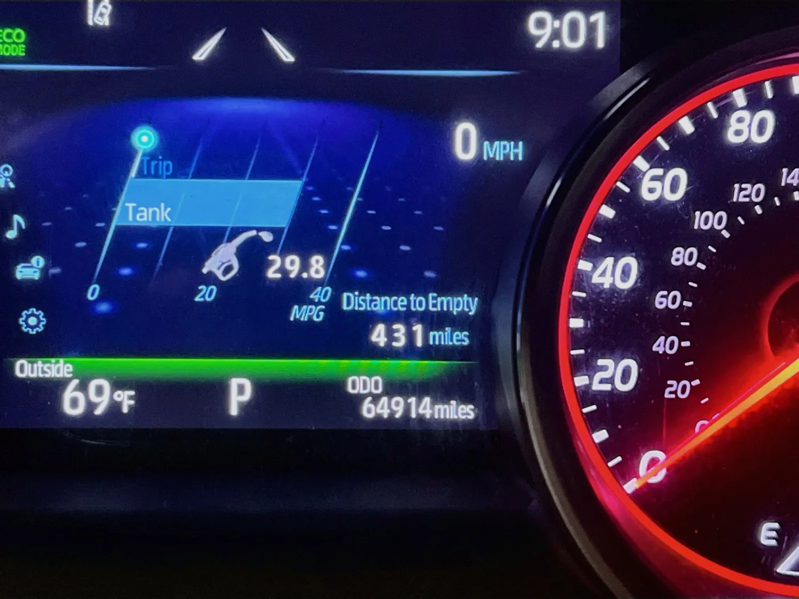 Toyota Camry photo 8