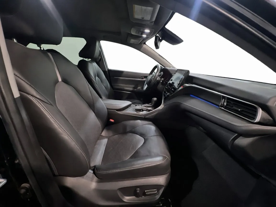 Toyota Camry photo 22