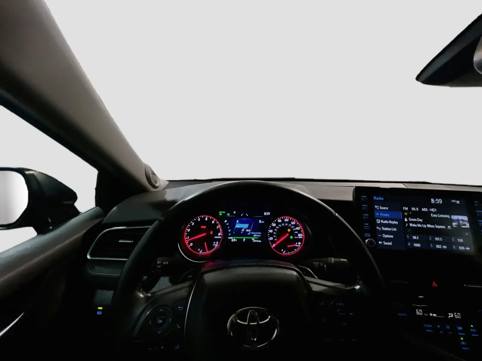 Toyota Camry photo 7