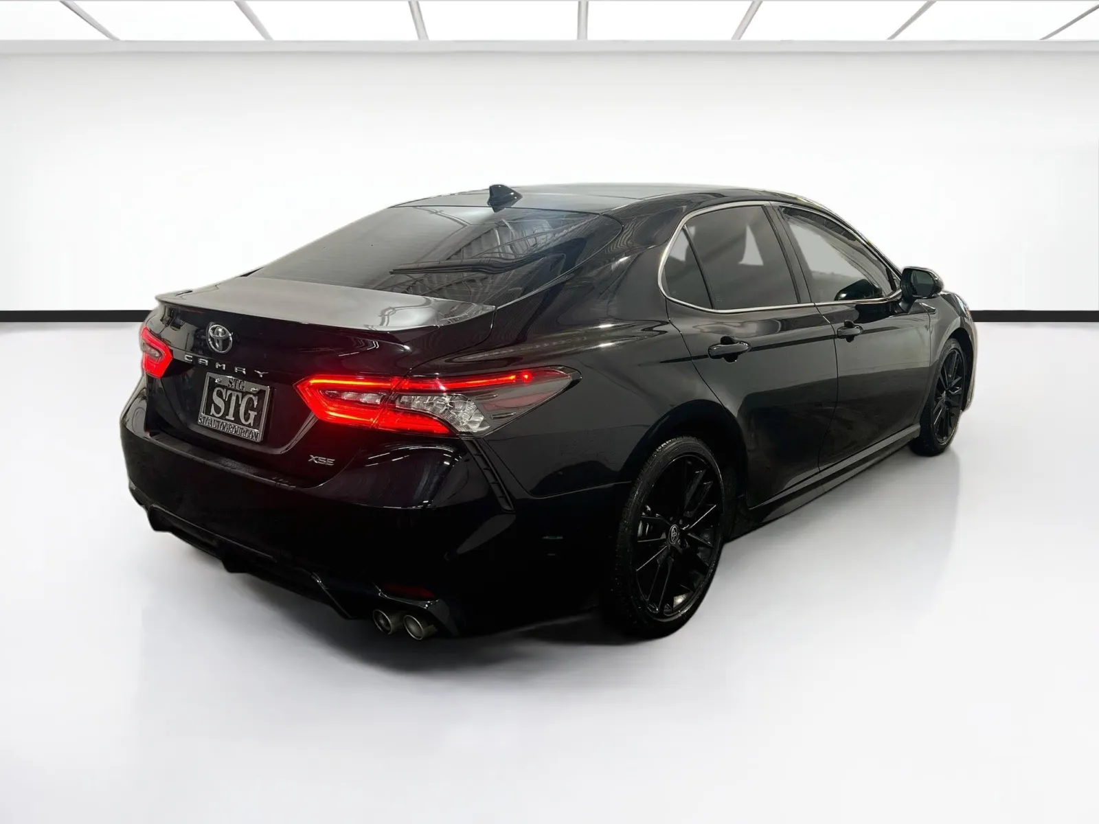 Toyota Camry photo 4