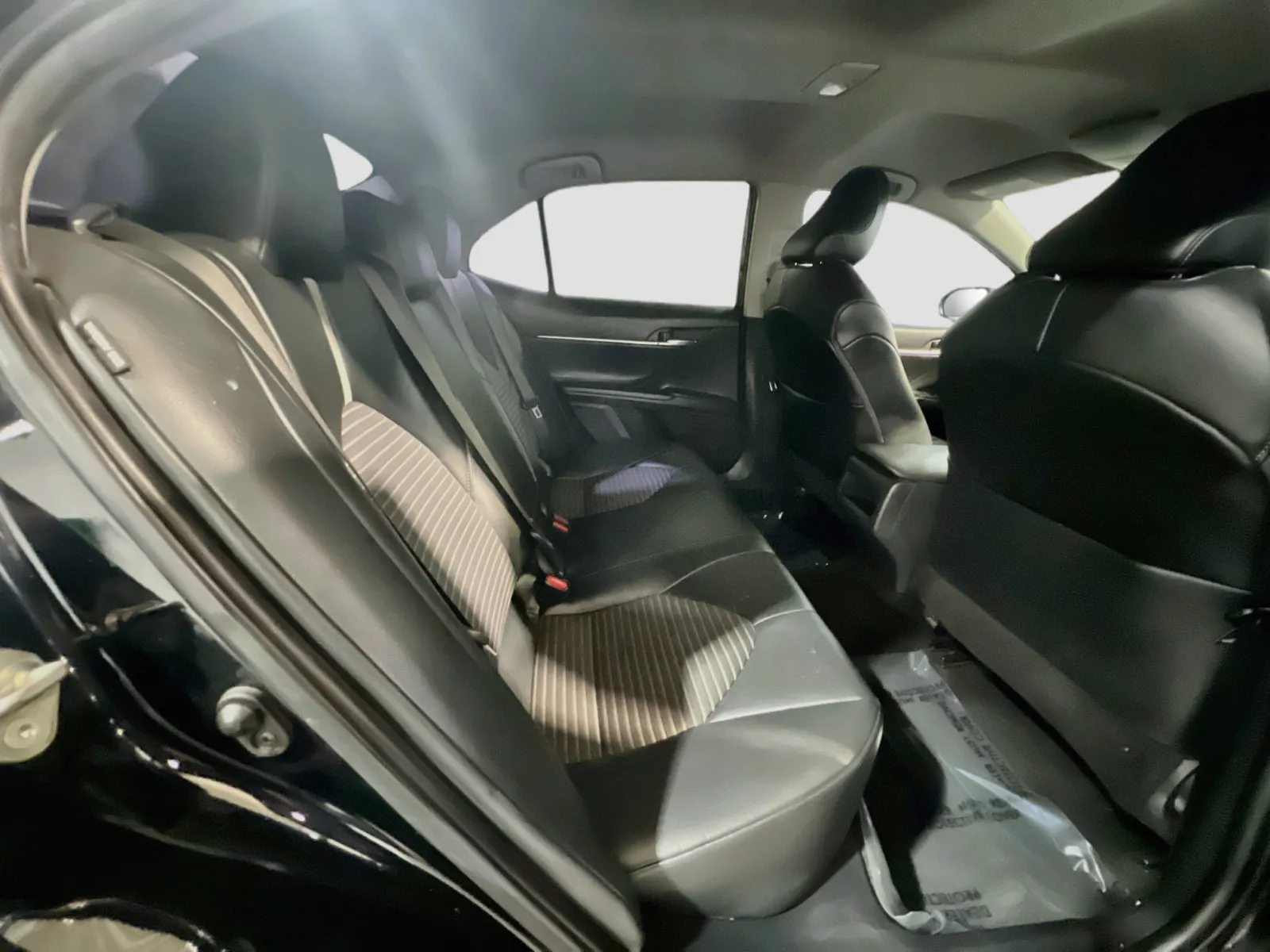 Toyota Camry photo 18