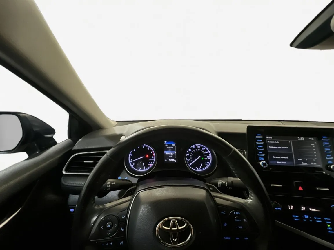 Toyota Camry photo 7