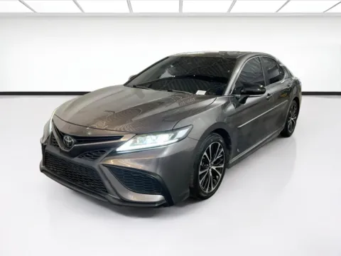Gray 2023 Toyota Camry SE for sale in Chandler, AZ
