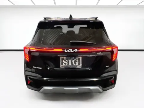 More photos of 2024 Kia Seltos S at STG Chandler, AZ