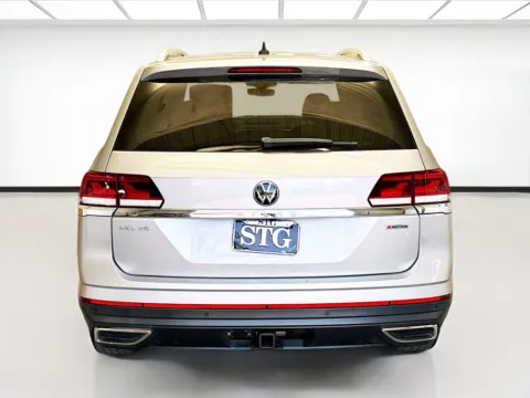 More photos of 2021 Volkswagen Atlas 3.6L V6 SEL Premium at STG Chandler, AZ