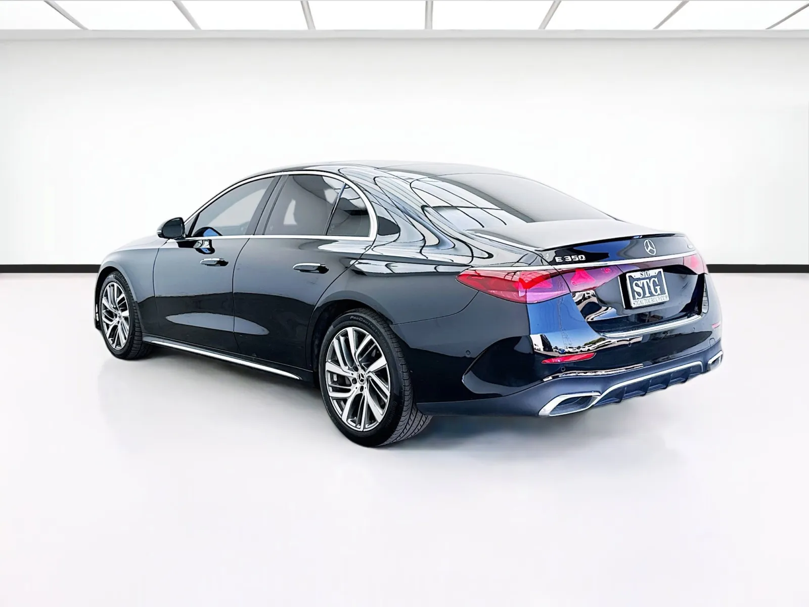 2024 Mercedes-Benz E-Class E350 - Photo 6