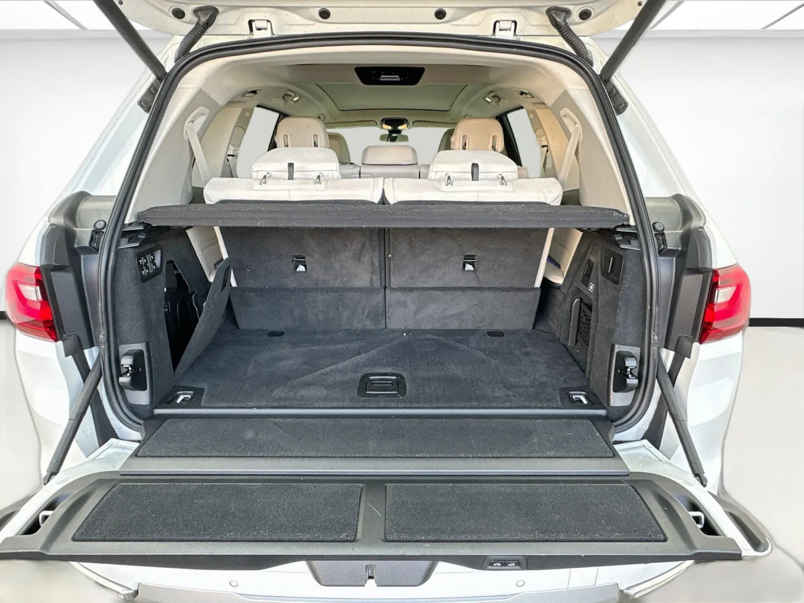 2020 BMW X7 40i - Photo 21