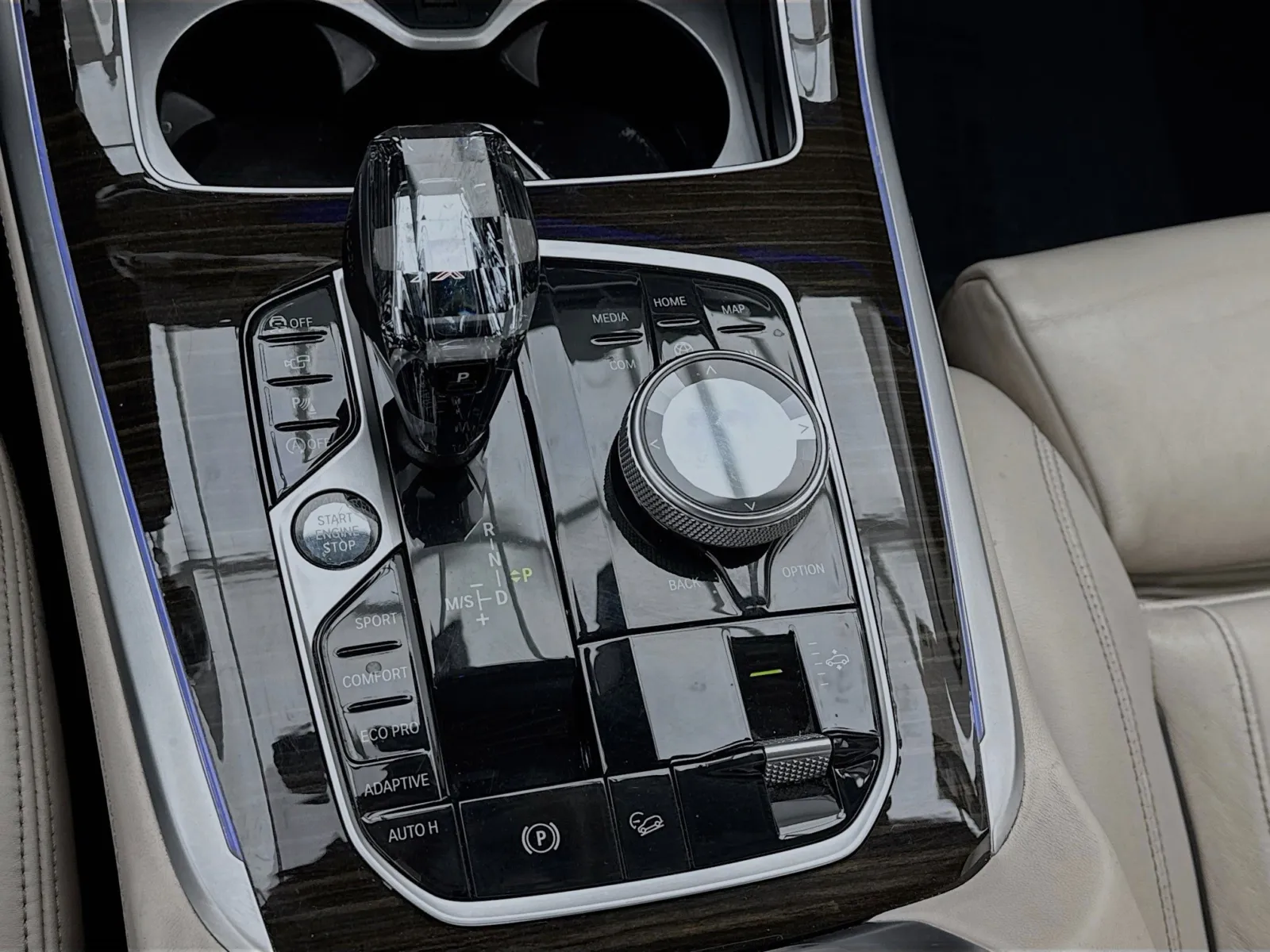 2020 BMW X7 40i - Photo 13