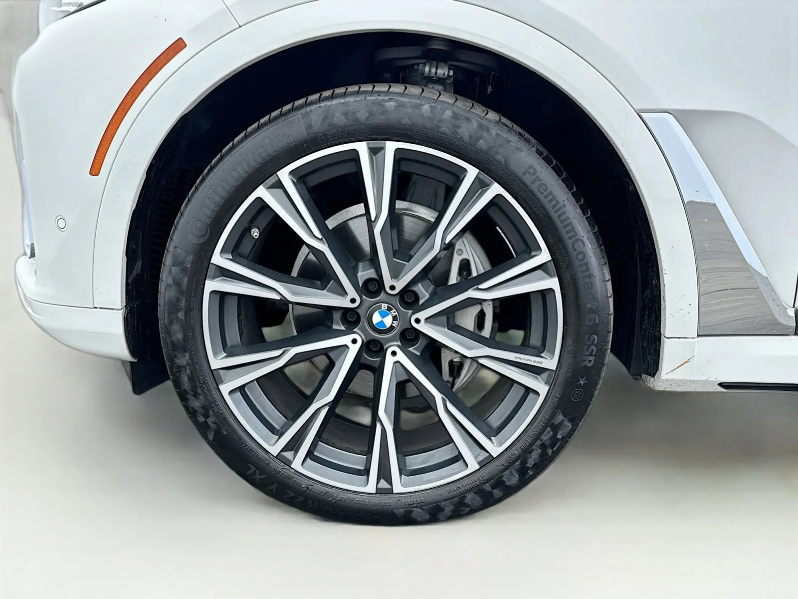 2020 BMW X7 40i - Photo 25