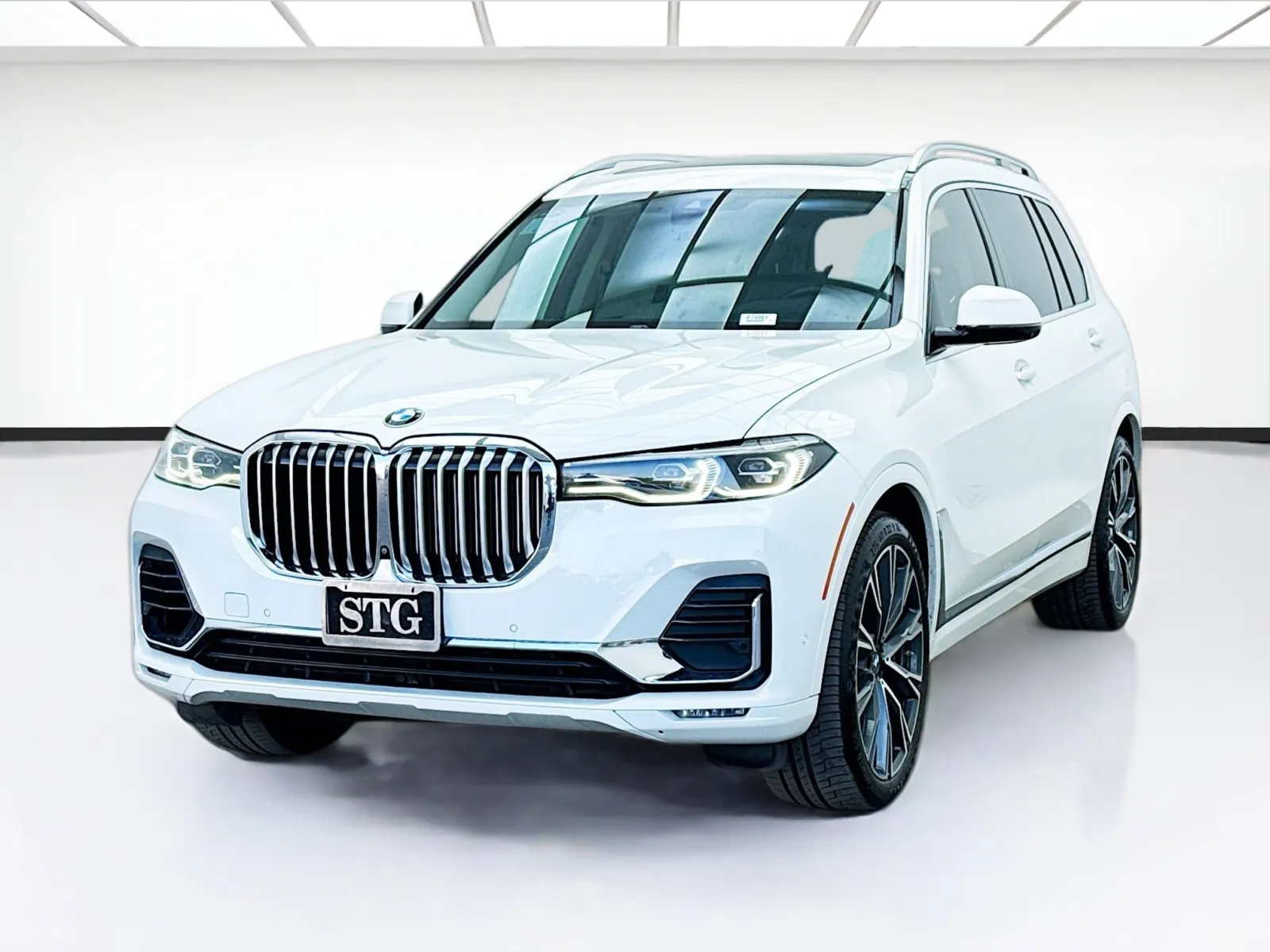 White 2020 BMW X7 xDrive40i for sale in Chandler, AZ