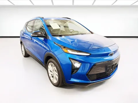 Another view of 2023 Chevrolet Bolt EUV LT for sale in Chandler, AZ at STG Chandler
