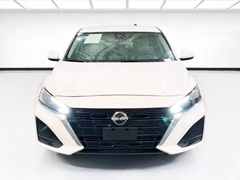 Photos of 2024 Nissan Altima 2.5 SV for sale in Chandler, AZ at STG Chandler