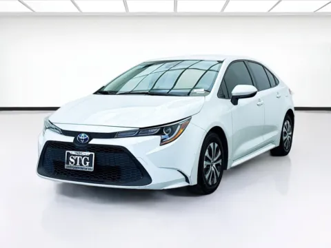 White 2022 Toyota Corolla Hybrid LE for sale in Chandler, AZ
